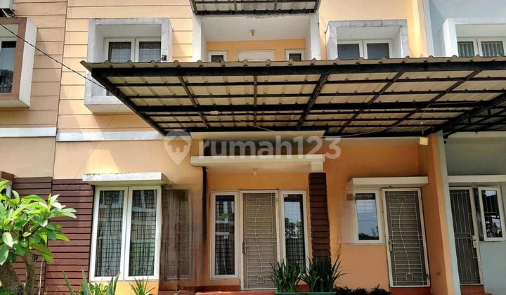 Rumah Minimalis 2 Lantai Didalam Perumahan Elite Raffles Hills Cibubur