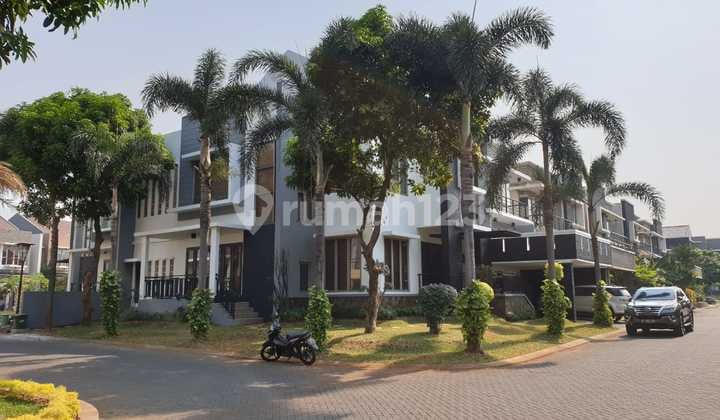 Rumah Mewah Lokasi Premium Di Perumahan Elite Raffles Hills Cibubur