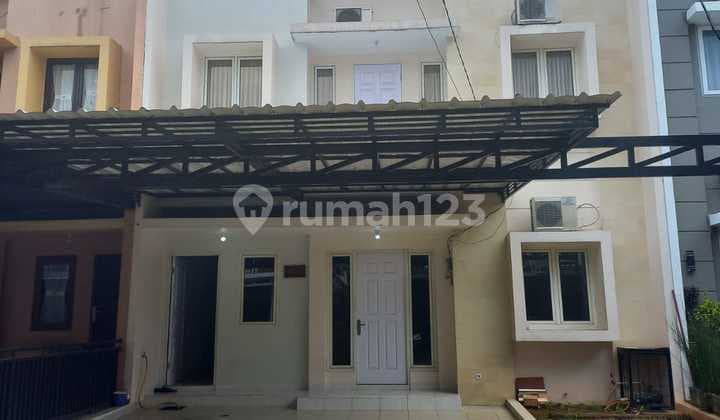 Rumah Siap Huni Semi Furnished Didalam Cluster Elite Raffles Hills Cibubur