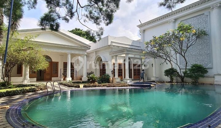 Rumah Cantik 1 Lantai Dengan Kolam Renang Didalam Perumahan Elite Pondok Indah Jakarta Selatan