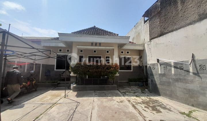 Spacious Comfortable House in the City Center, Pasirluyu Bkr Bandung