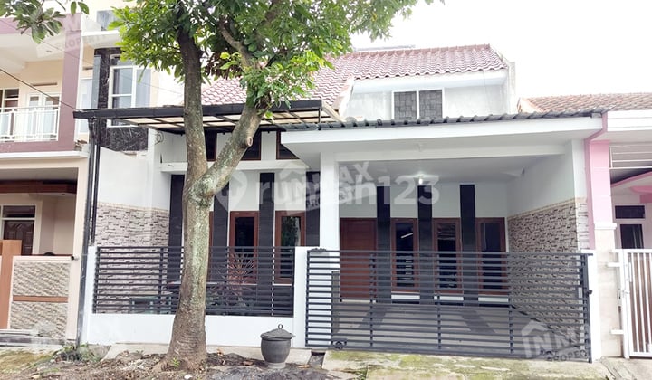 Disewakan Rumah 2 Lantai Furnished Ada Smart Door System di Sulfat Malang