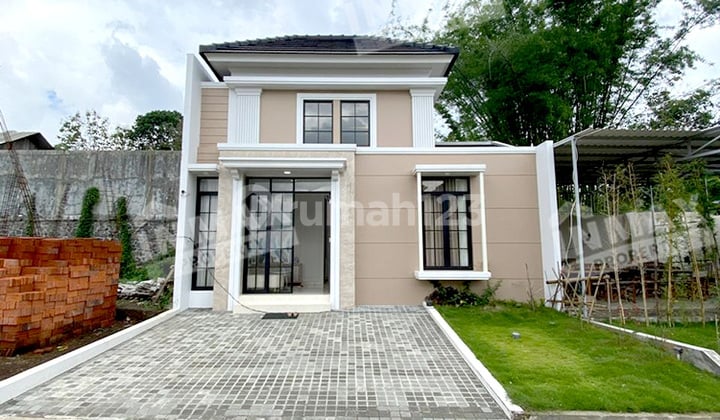 Rumah Minimalis 2 Kamar Hunian Aman Tenang View Pegunungan di Batu