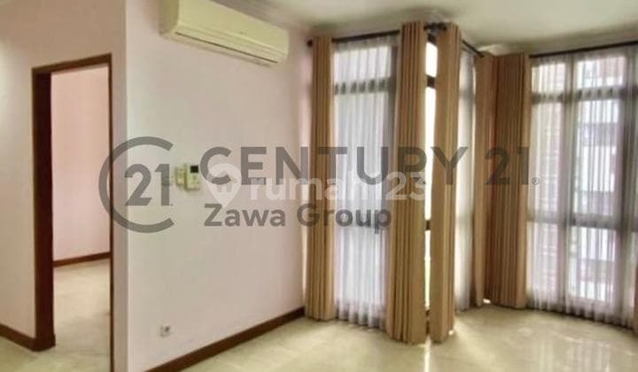 Cheap Sale House in Taman Meruya Ilir, Kembangan, West Jakarta