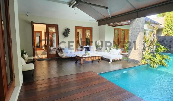 For Quick Sale Tropical Nuance House in Cilandak, South Jakarta