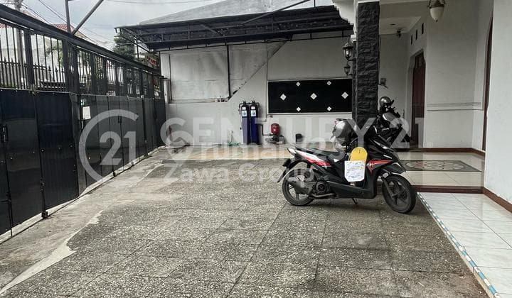 For Sale: Strategic Boarding House in Kemanggisan by the Main Road