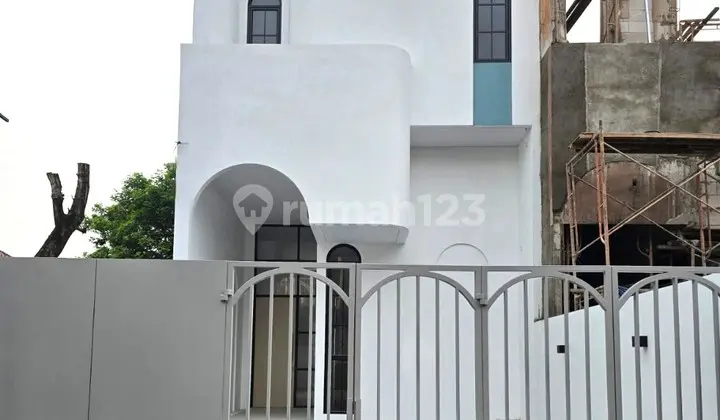 Dijual Rumah Mezanine Siap Huni Di Meruya Area Jakarta Barat