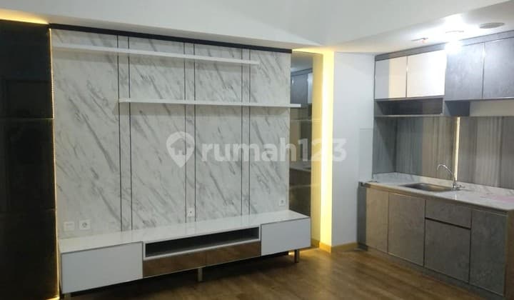Disewakan Apartemen 3 BR Kondisi Bagus Siap Huni Di M town Gading Serpong