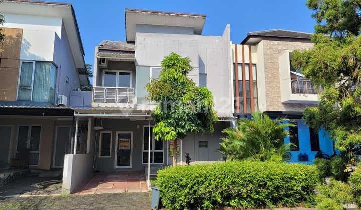 Dijual Rumah 2 Lantai Siap Huni Kondisi Bagus Di The Icon Area Bsd City