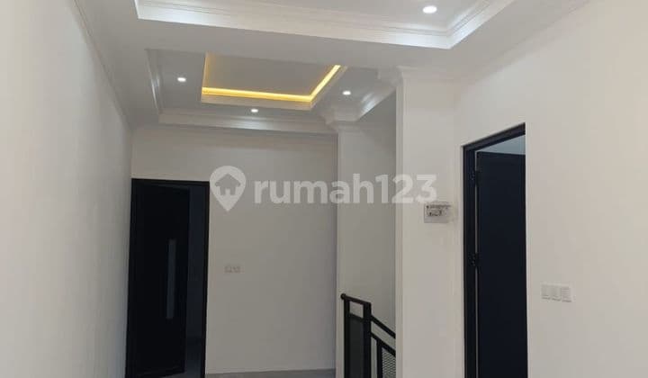Dijual Rumah 2 Lantai Siap Huni Di Kencana Loka Area Bsd