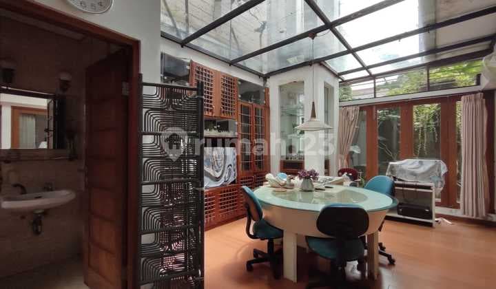 Dijual Rumah Siap Huni di Cipete Utara Area Jakarta Selatan =