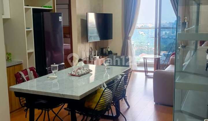 Apartemen Lux Furnished Tengah Kota Hegarmanah Residence Bandung