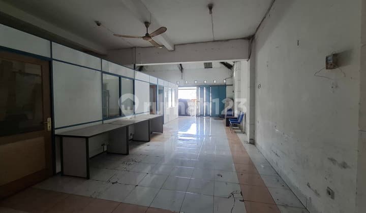 Ruang Usaha Strategis ut Gudang & Kantor di Daerah Andir Bandung