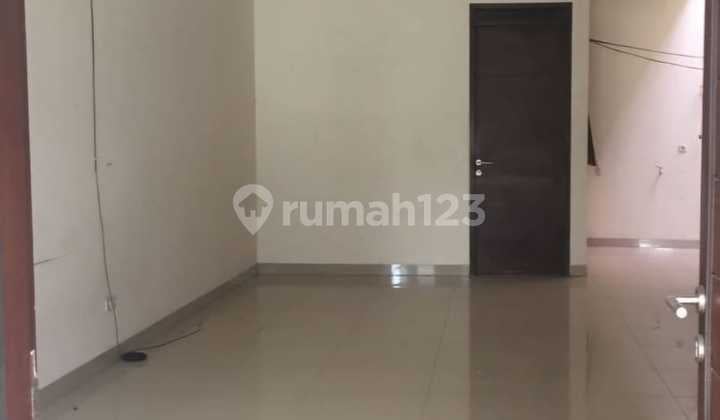 Rumah Bagus Siap Pakai di Komplek Muara Jl.peta Kota Bandung