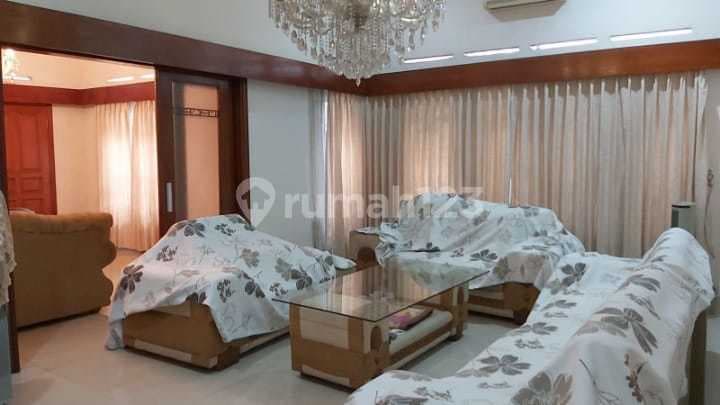 Rumah 1½ Lantai Terawat Jarang Ada di Mainroad Supratman Bandung