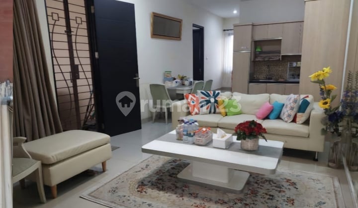 Rumah Minimalis Modern Dalam Cluster di Daerah Sarijadi Bandung
