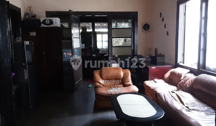 Rumah Lama Strategis Hitung Tanah Di Sayap Pajajaran Kota Bandung