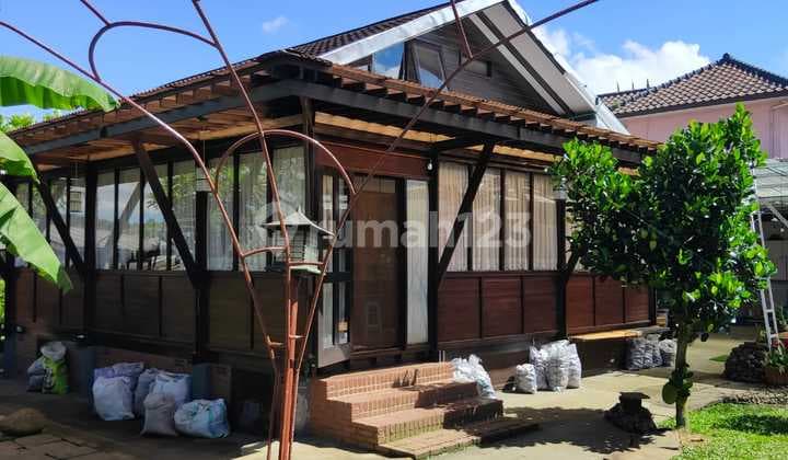 Antique Hook House Attractive Price In Graha Puspa Cihideung Bandung