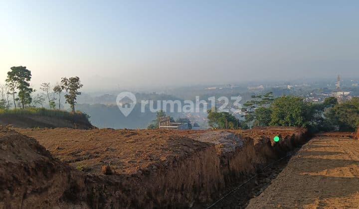 Tanah Strategis Dalam Cluster di Emeralda Resort Padalarang KBB