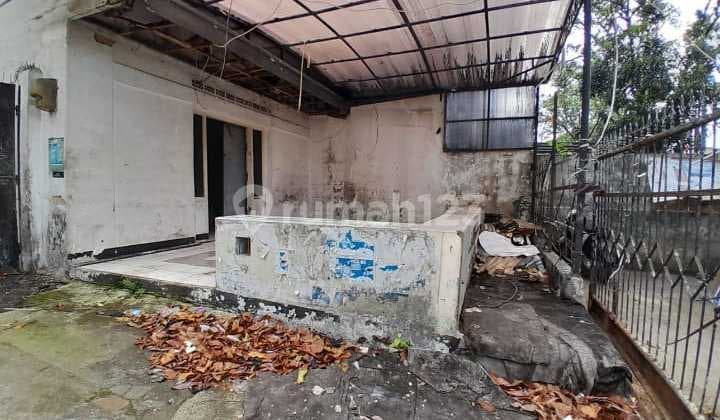 Rumah Tua Strategis untuk Mbg Dll di Mainroad Sederhana Bandung
