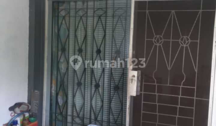 Rumah 1 Lantai Sudah Renovasi Komplek Taman Holis Indah I Bandung