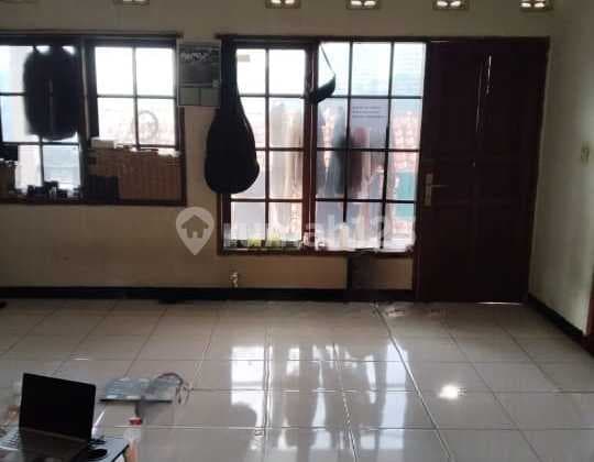 Rumah 2 Lantai Akses 1 Mobil Tengah Kota di Sayap Dago Bandung