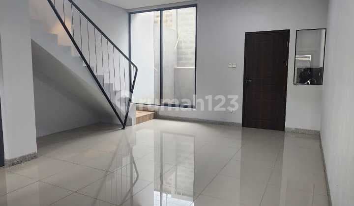 Rumah 2 Lantai Minimalis Modern Komplek Setiabudi Regency Bandung