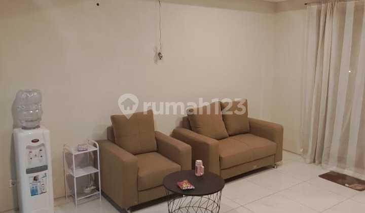 Rumah 2 Lantai Semi Furnish di Tarubhawana Kota Baru Parahyangan