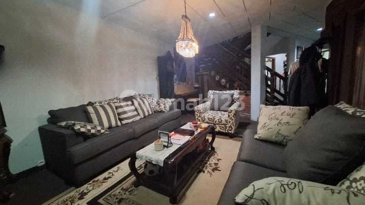 Rumah Strategis Tengah Kota Cocok untuk Usaha di Sayap Pajajaran Bandung