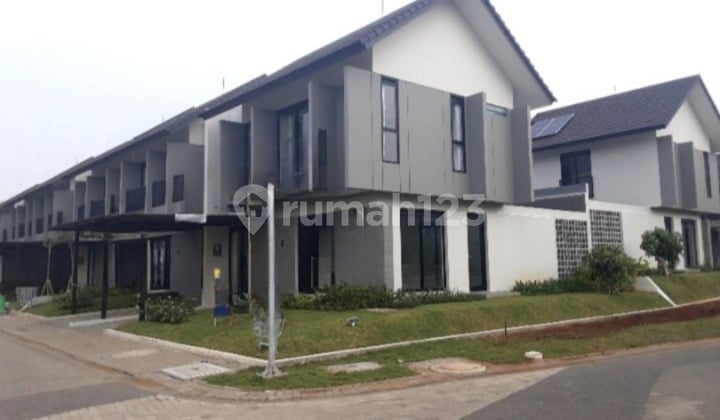 Rumah Hook Minimalis Modern di Tarubhawana Kota Baru Parahyangan