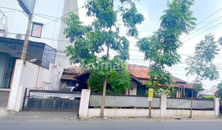 Old House, Land Count, Suitable for Office, etc., Bkr Bandung Wing.