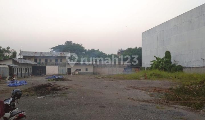 Disewakan Tanah 3000 M2 Jl Imam Bonjol Karawaci Tangerang