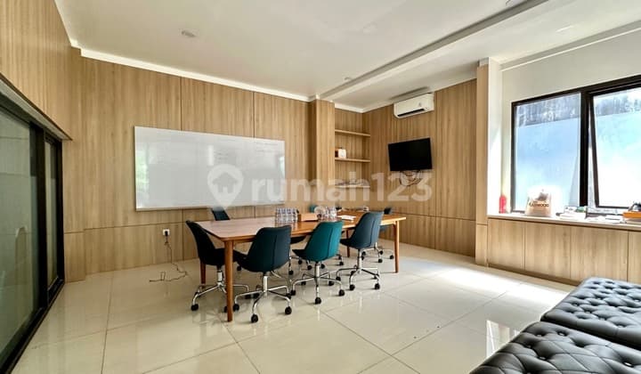 Cheap Office Building 242 m2 Land 300 m2 Pasar Minggu TB Simatupang