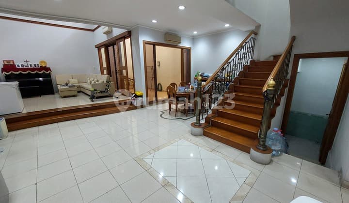 MURAH Rumah 2 Lt Siap Huni Lt 200 m2 Cluster Sapphire PHG Gading Serpong