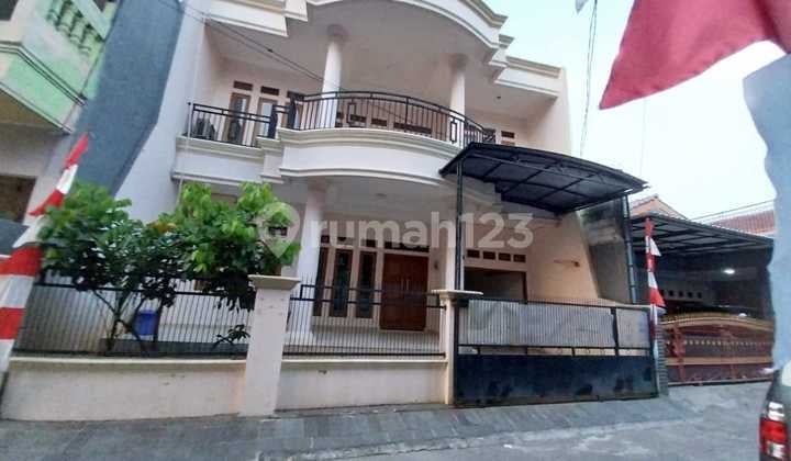 Rumah 2 Lt Bagus Siap Huni Lt 175 m2 Jl Puskesmas Halim Perdana Kusuma