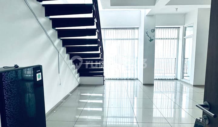 Selling at a Loss Soho Treepark City Apartment Tangerang