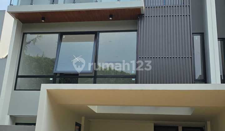 Rumah Dijual Sierra At Serenia Hills Uk104m2 Hoek Jakarta Selatan