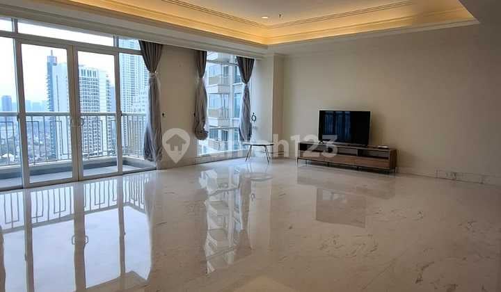 Disewa Apartemen Botanica 3BR Uk 118m² at Jakarta Selatan