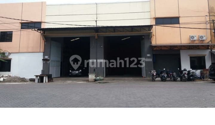 Gudang Tritan Sidoarjo.cocok untuk Segala.usaha Lokasi Sangat Strategisbs Nego