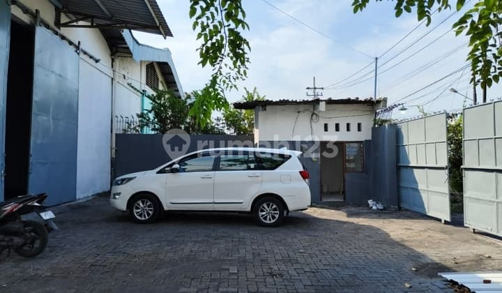 Romokalisaro Gudang Siap Pakai Cocok untuk Segala Usaha Strategis.