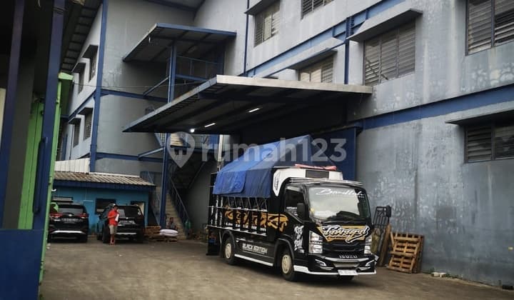 Cibitung Warehouse, Bekasi. Batik Mekar Wangi Area.