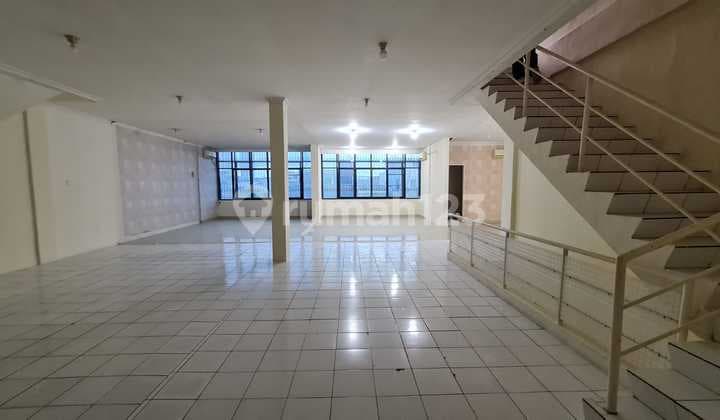 3-Unit Row Shop. Puri Deltamas Complex.