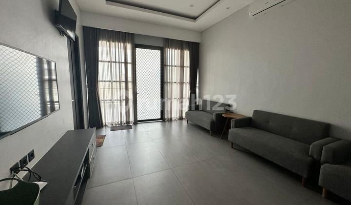 Rumah Taman Kencana Rapi