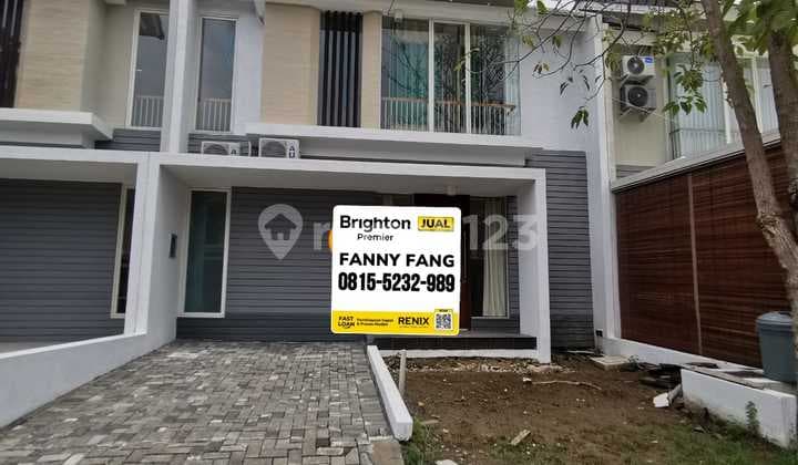 For Sale 2-Story House Northwest Park, Citraland