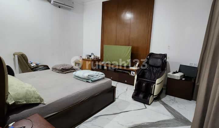 Rumah bagus siap huni di cluster eksklusif Bukit Gading Mediterania - Kelapa Gading