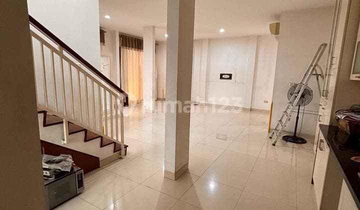 Rumah Hoek Minimalis Siap Huni di Puri Intan - Kelapa Gading Jakarta Utara