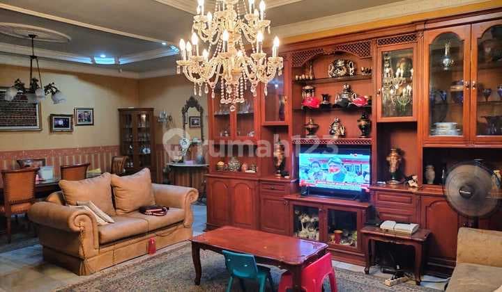 Dijual rumah hoek siap huni di Taman Berdikari Sentosa - Rawamangun Jakarta Timur