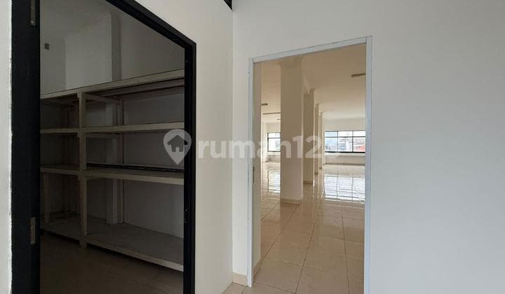 Disewakan ruko 2 gandeng siap pakai di Kemayoran - Jakarta Pusat