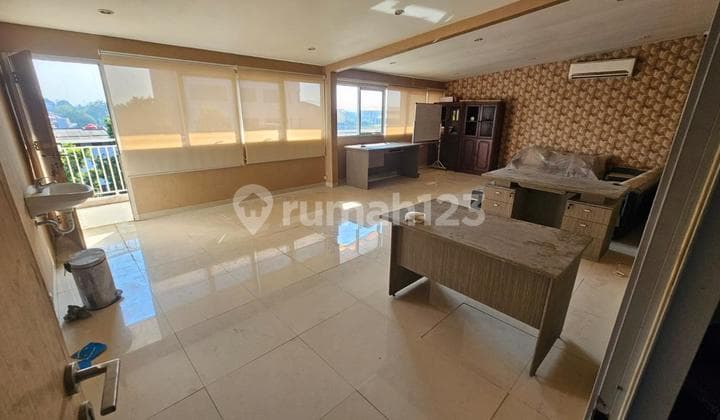 Disewakan ruko 2 gandeng siap pakai di Kembangan - Jakarta Barat