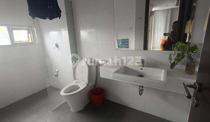 Ruko Foresta Businees Loft Siap Pakai di Bsd -Tangerang Banten